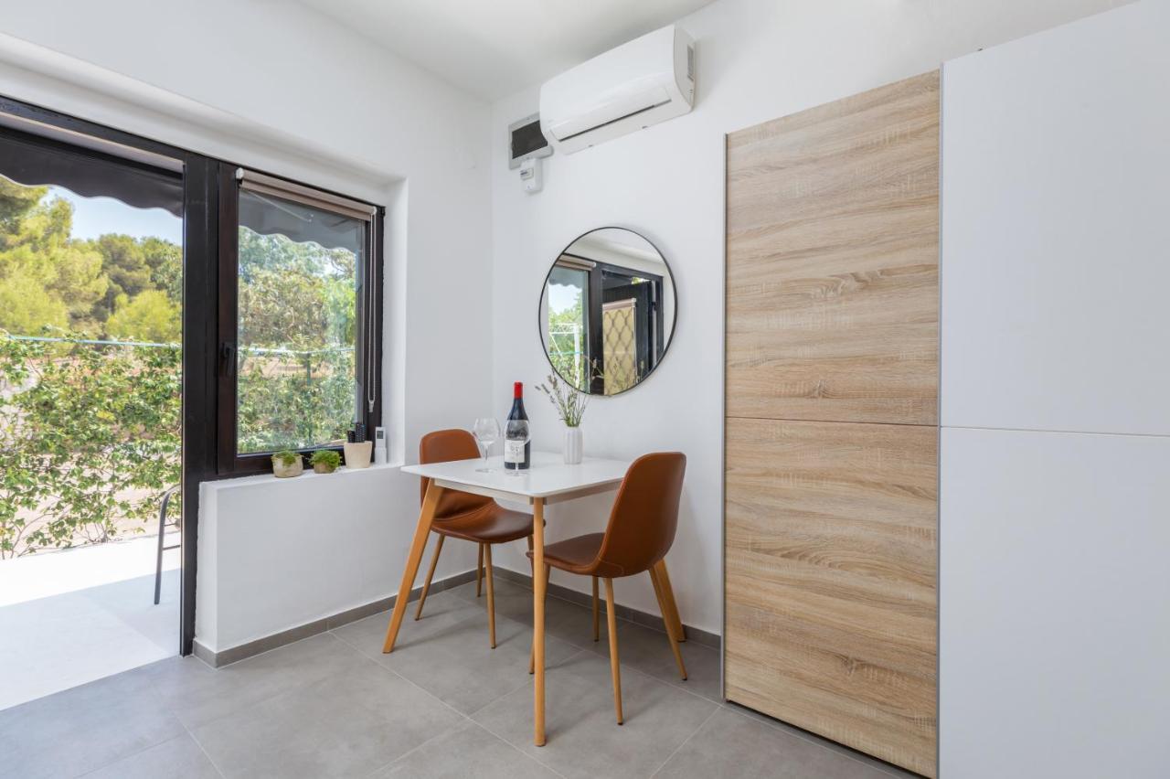 3 Minutes From The Beach: Lovely Studio Apartment PUY Eksteriør bilde
