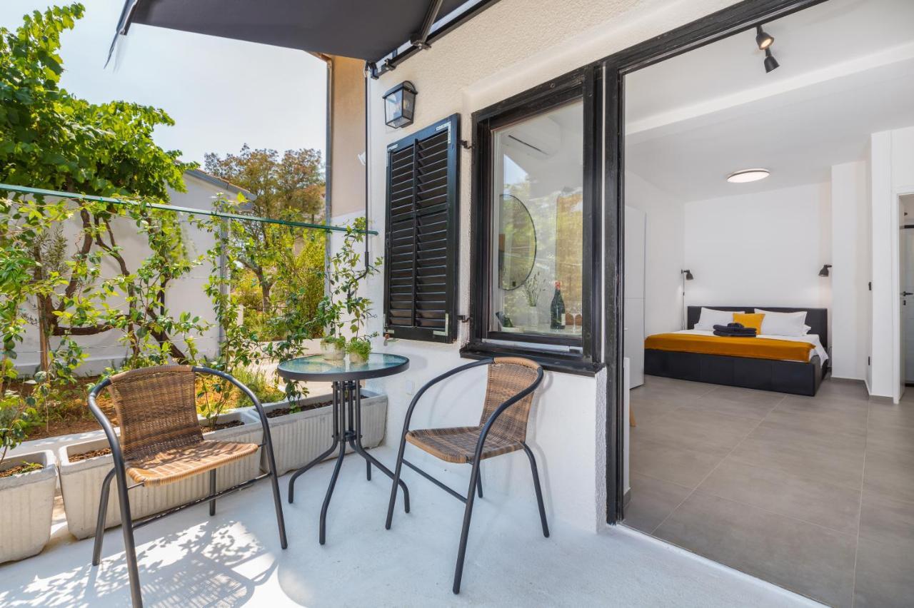 3 Minutes From The Beach: Lovely Studio Apartment PUY Eksteriør bilde