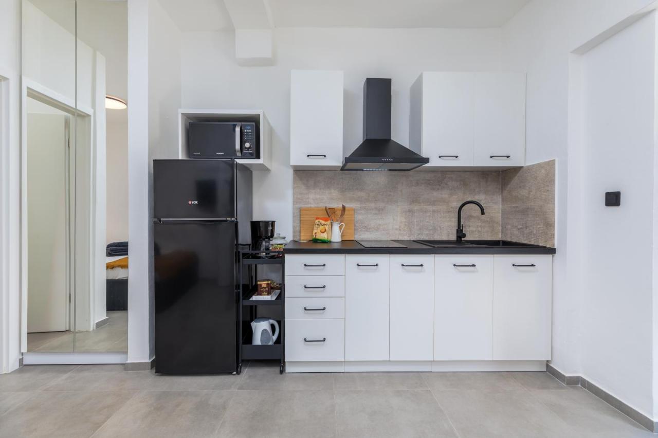 3 Minutes From The Beach: Lovely Studio Apartment PUY Eksteriør bilde