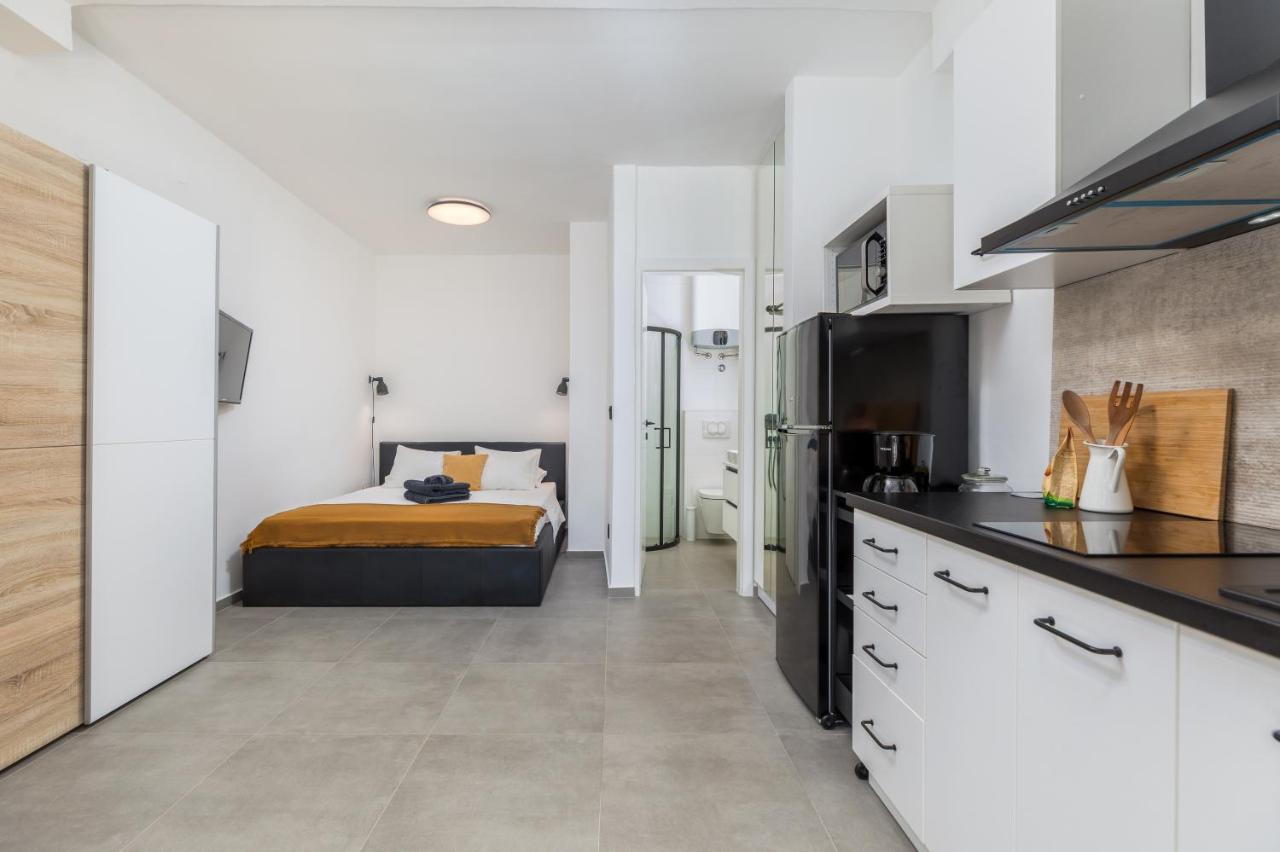 3 Minutes From The Beach: Lovely Studio Apartment PUY Eksteriør bilde